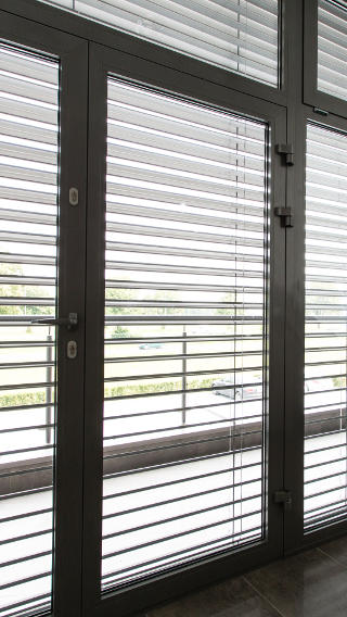 Blind control system integrated with Somfy animeo IB and Philips Dynalite control system