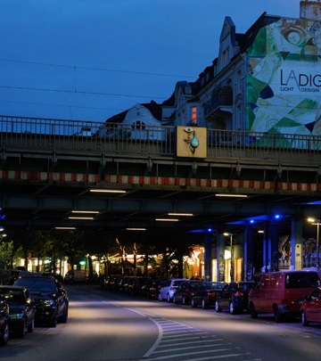 Hamburg, Sternschanze, after illuminiaton