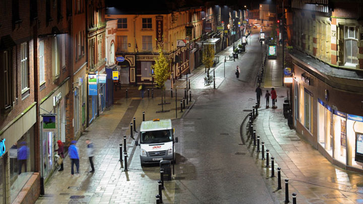 Wigan Town Centre uses energy efficient Philips LED city lighting to create a bright, safe environment