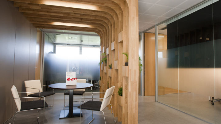 Philips Lighting creating an ambience for the break areas of E.ON, Spain with enhanced LED lights