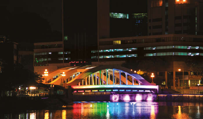 Bridging Singapore city